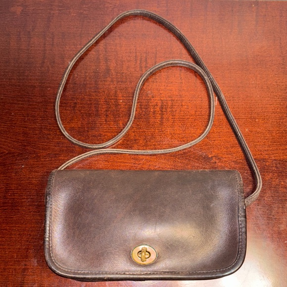 Coach Vintage Dinky Bag Brown Leather Crossbody Bag (1980’s) - Picture 1 of 8